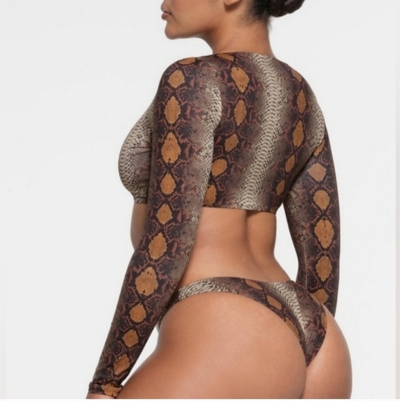 New! SKIMS Swim Long Sleeve Shrug Swim Top Desert Snake Print 2X - Picture 2 of 6